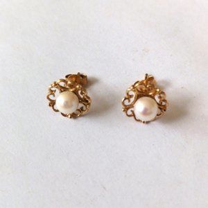 Vintage filigree earrings with natural white pearls 10K backs